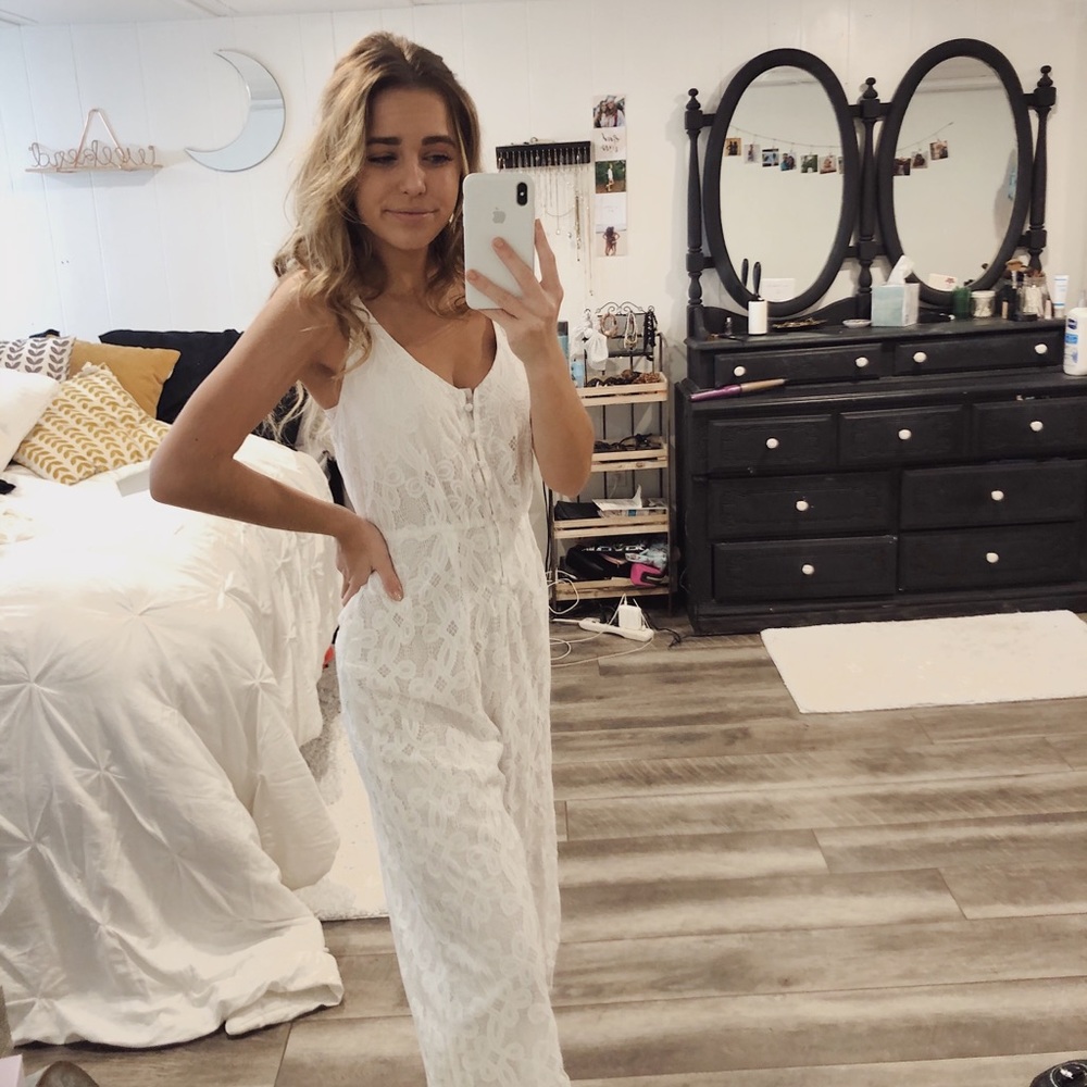 White Lace Jumpsuit!! - Picture 2 of 8